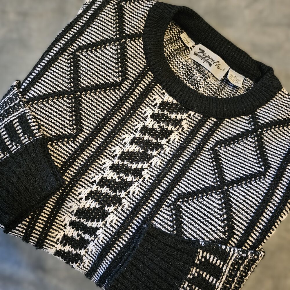 VTG Zeppelin Men's XT Extra Tall Black White Geometric Acrylic Sweater Crewneck